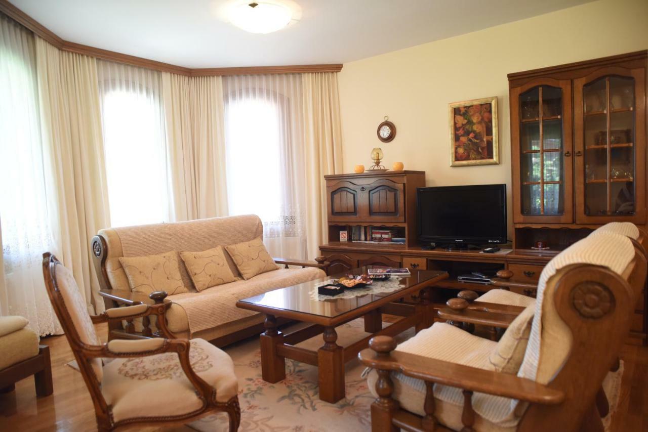 Apartmani Nik Lux Vrnjačka Banja Екстериор снимка